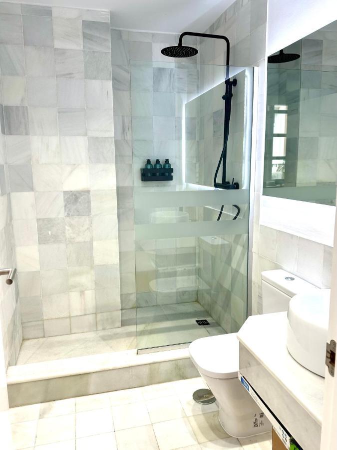 Apartament Bakari Centro Malaga Zewnętrze zdjęcie